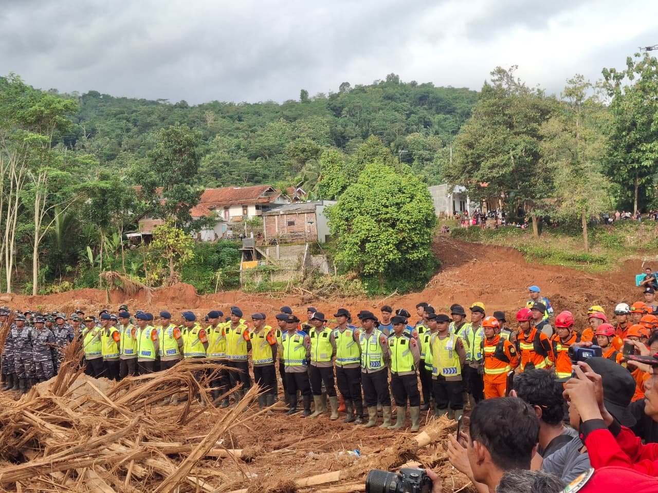 Operasi SAR Longsor Majenang Ditutup, Dua Korban Belum Ditemukan