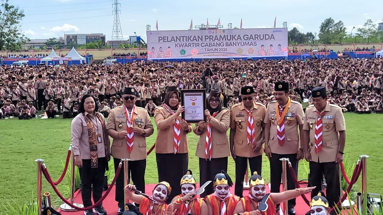 Pelantikan 13.149 Pramuka Garuda Banyumas Tercatat dalam Rekor MURI