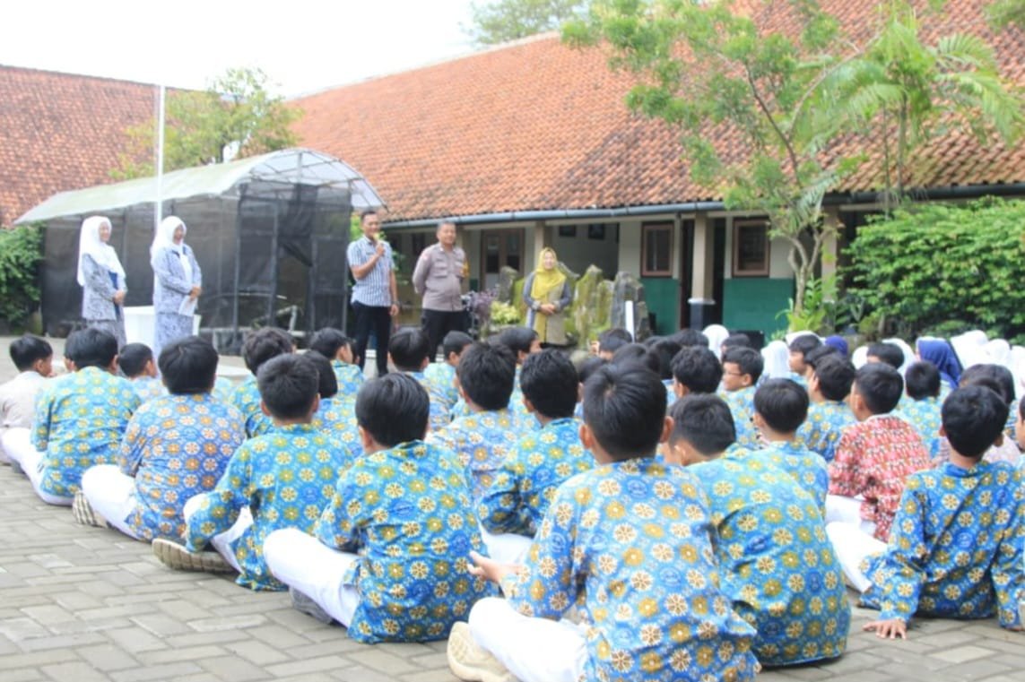 IBI Banyumas Gelar Pengabdian Masyarakat di SDN 1 Kranji Purwokerto Timur