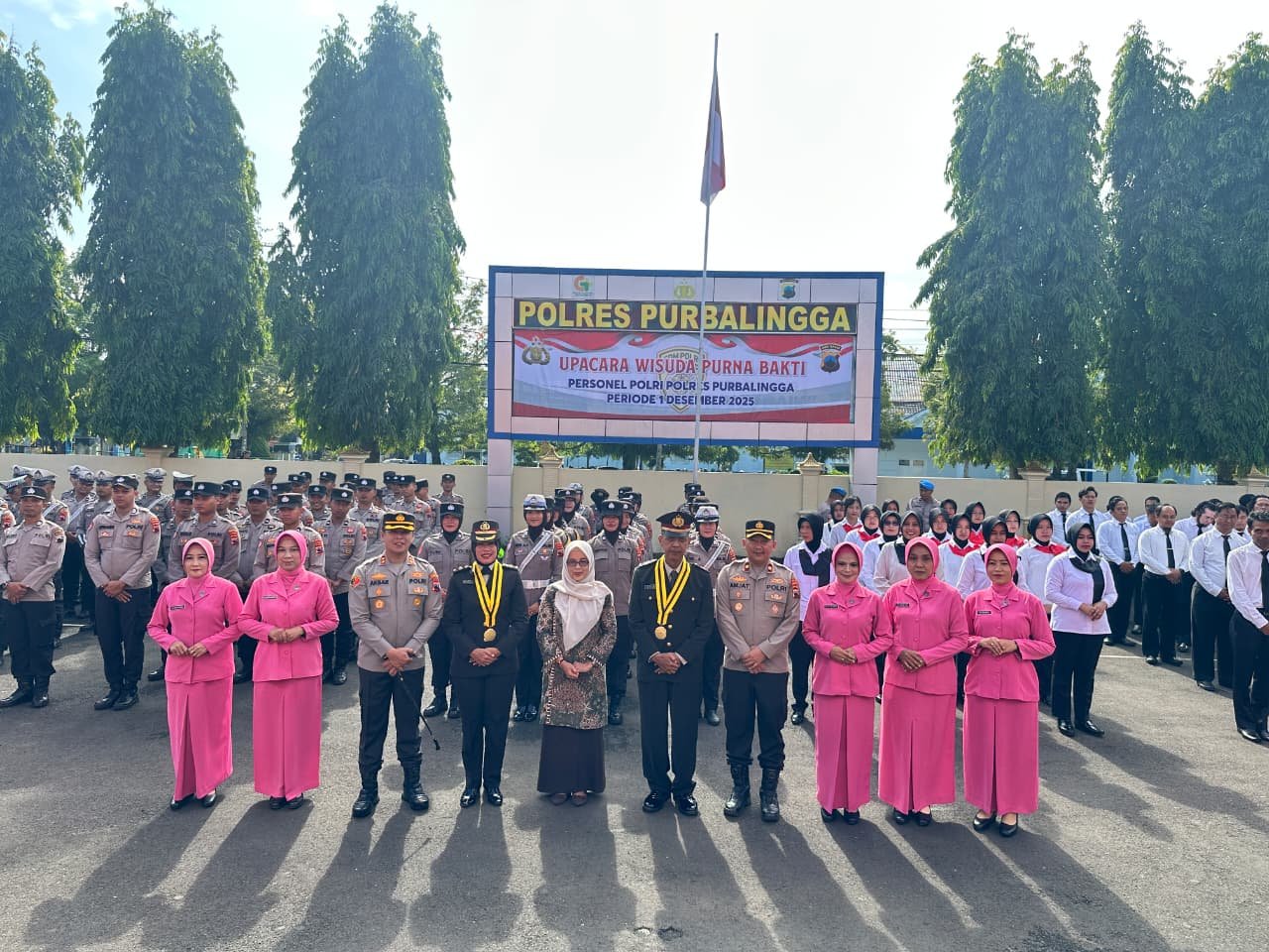 Dua Perwira Polres Purbalingga Jalani Wisuda Purnabakti