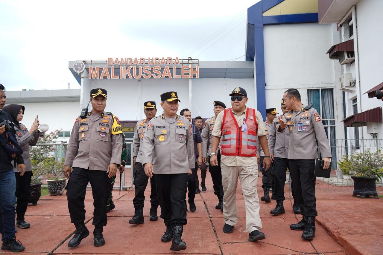 Kapolri Salurkan Bantuan Kemanusiaan untuk Korban Bencana di Lhokseumawe