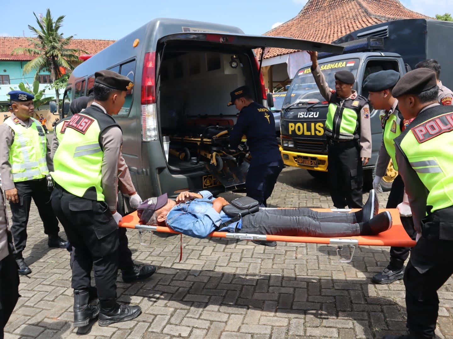 Polres Kebumen Gelar Pelatihan Tanggap Bencana, Warga Karanganyar Didorong Siaga Bersama