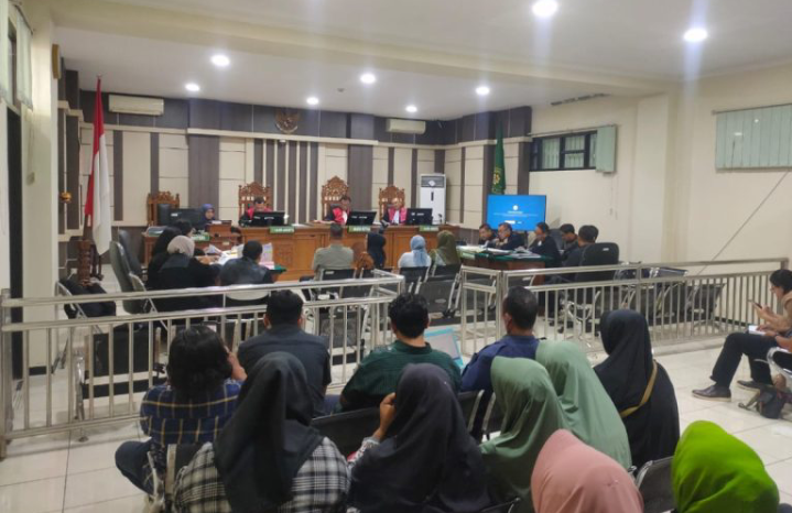 Kesaksian Istri Letjen Widi Prasetijono Soroti Aliran Dana Miliaran dalam Sidang Tipikor Cilacap