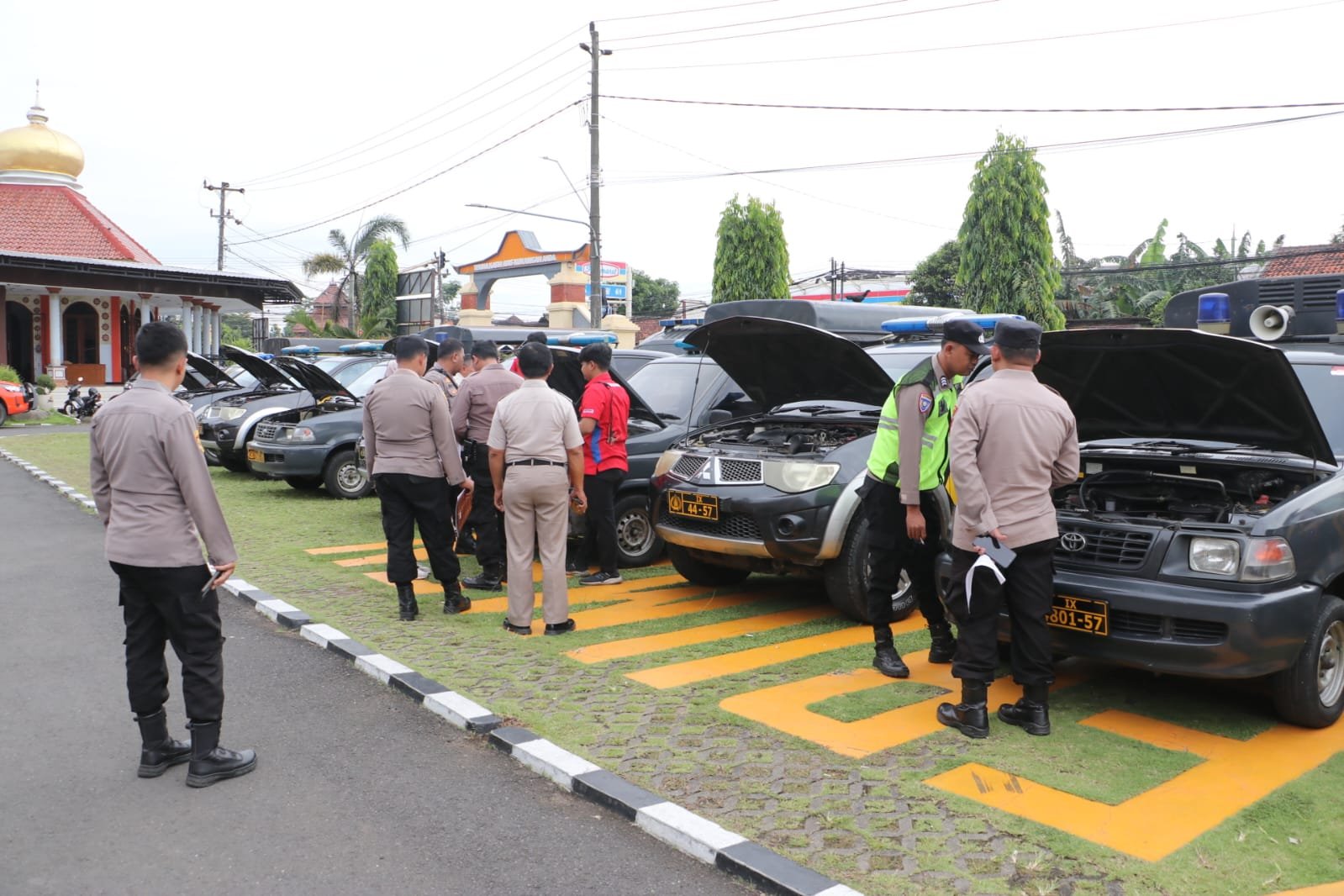 Polres Kebumen Cek Kesiapan Kendaraan Patroli Polsek Jajaran