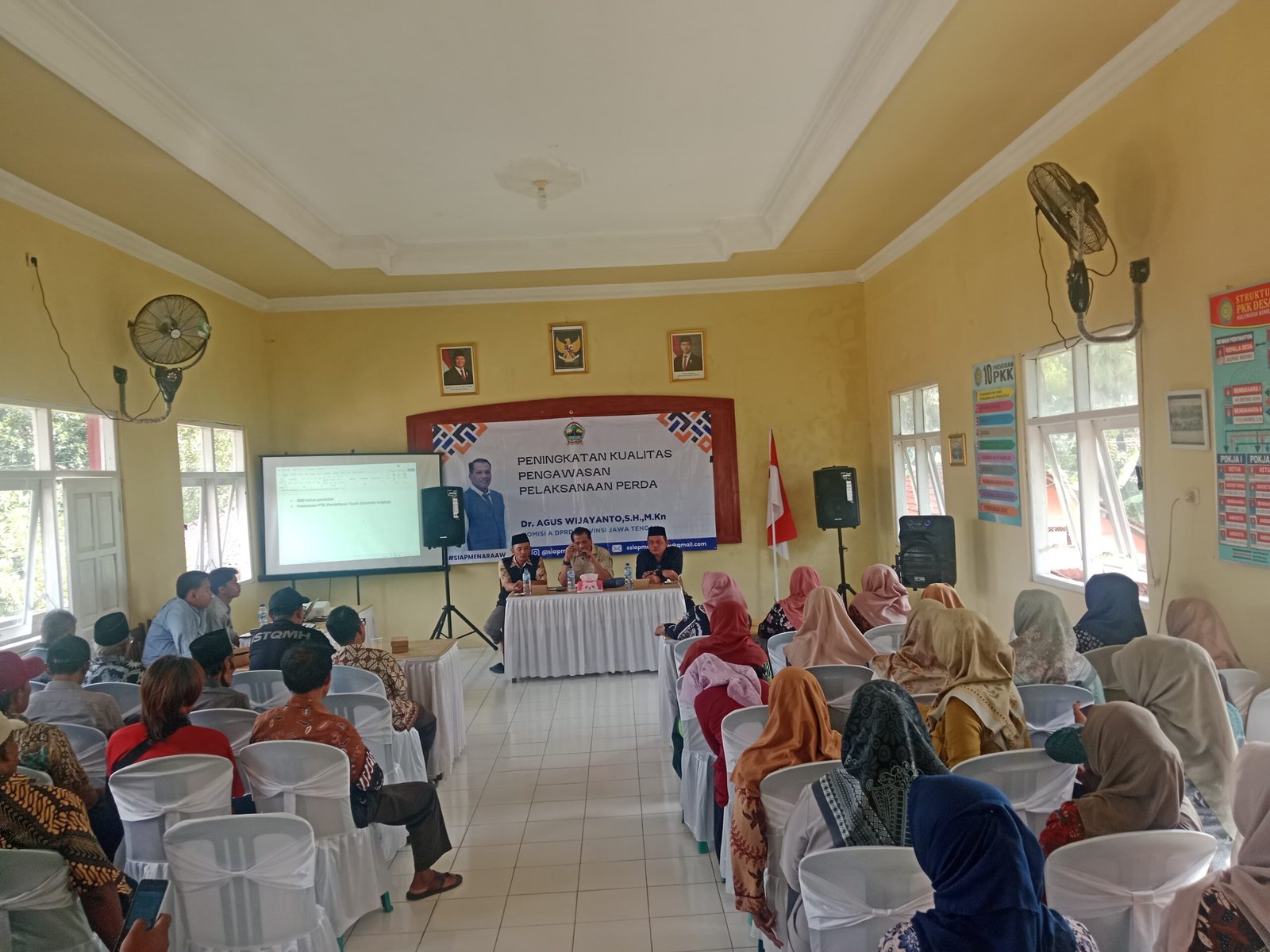 Agus Wijayanto Dorong Warga Desa Nusamangir Aktif Awasi Pelaksanaan Perda