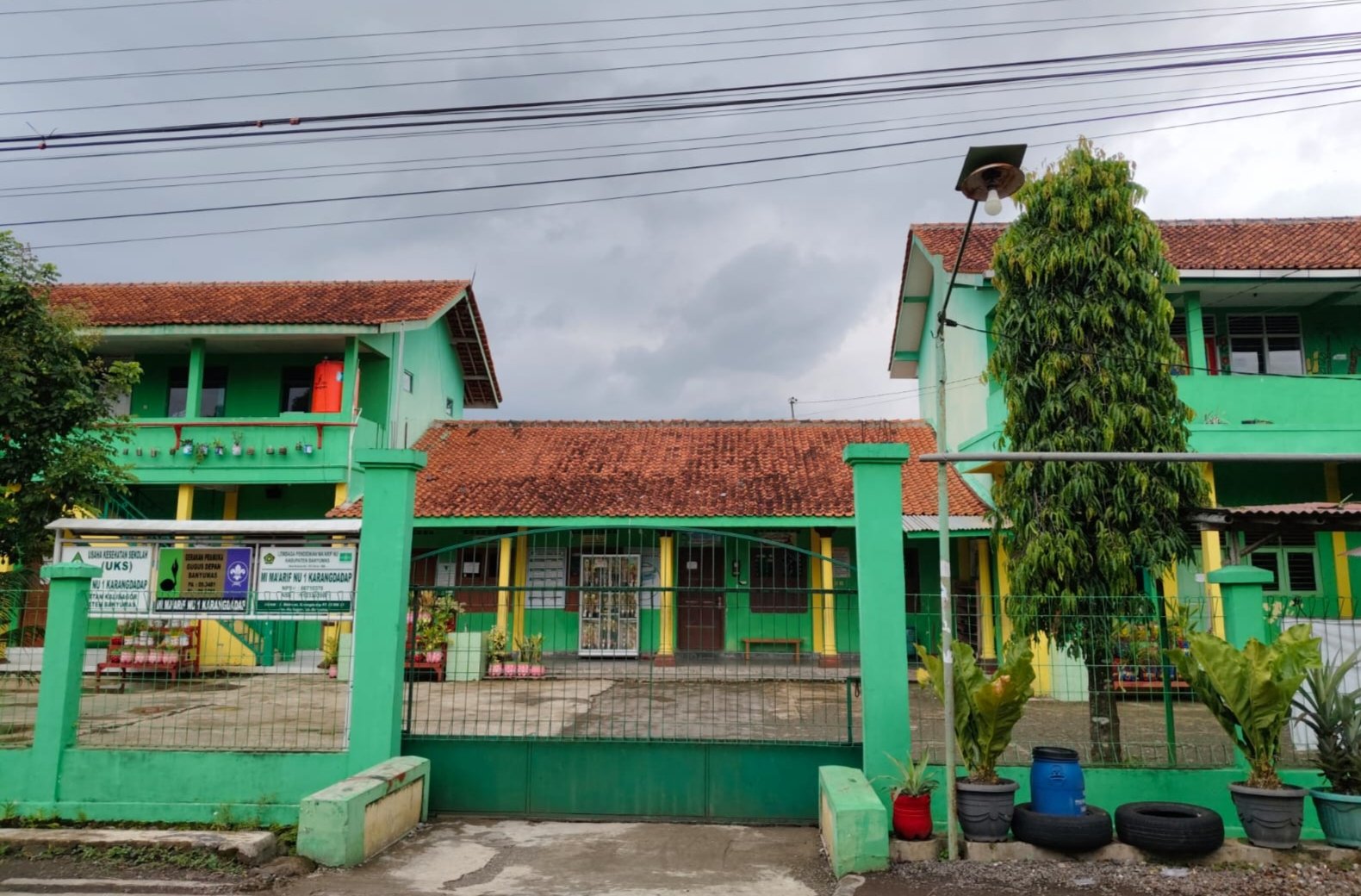 Warga Tolak Alih Fungsi Gedung Wakaf MI Ma’arif Karangdadap, Pemkab Buka Opsi Tukar Guling