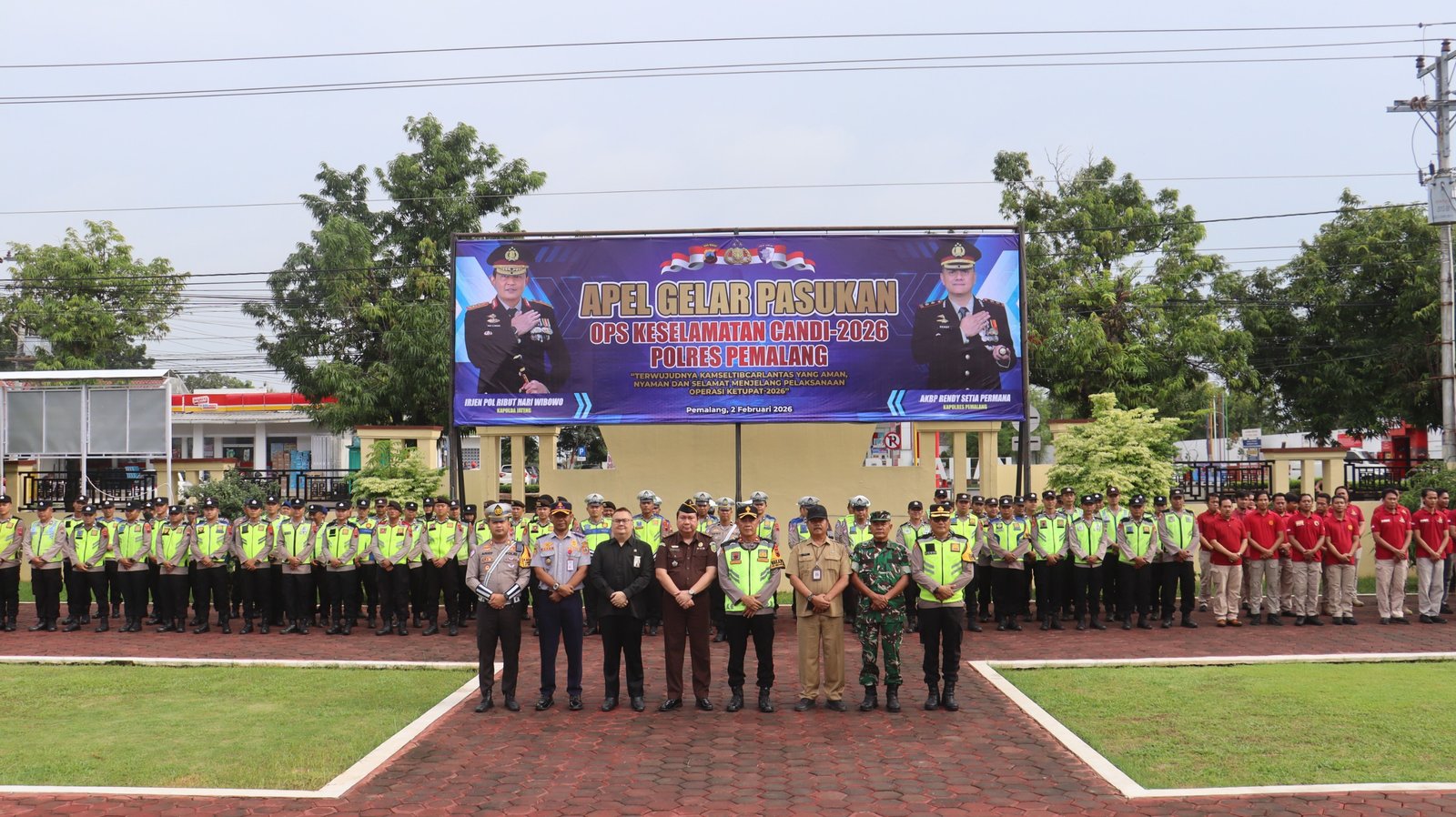 Danramil Comal Hadiri Apel Gelar Pasukan Operasi Keselamatan Candi 2026 Polres Pemalang