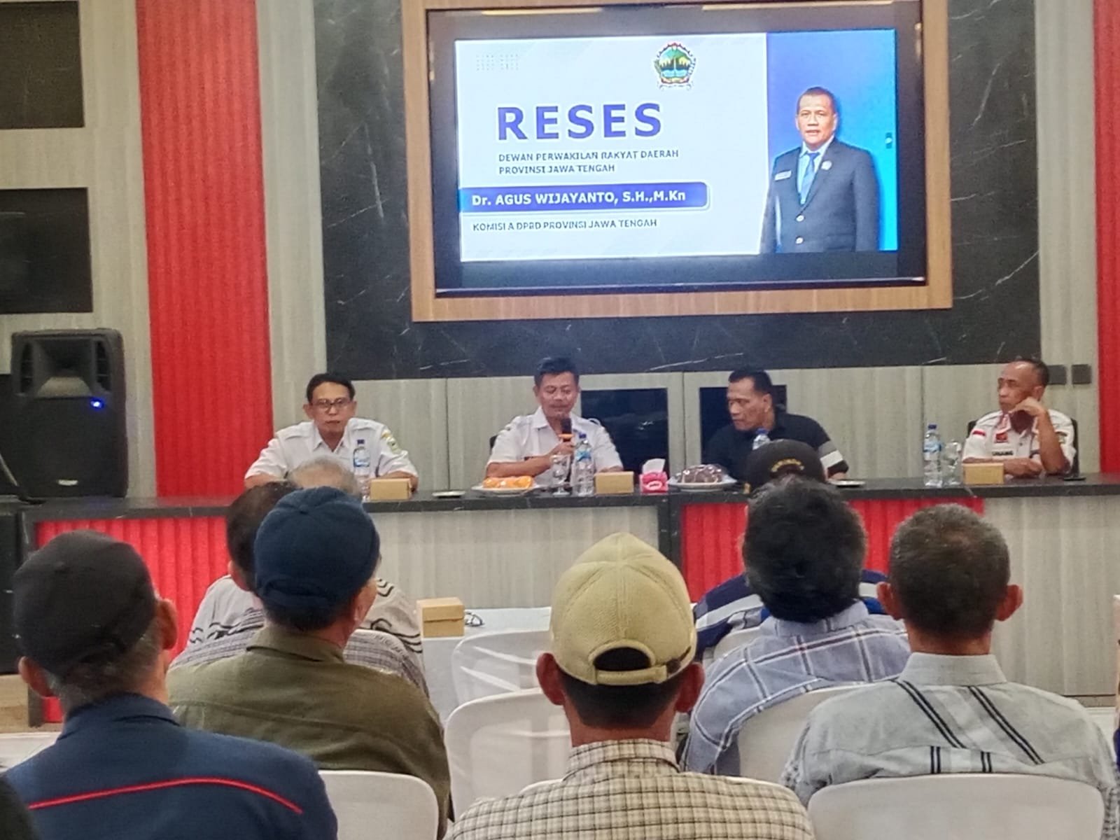 Dr.Agus Wijayanto SH,.M.Kn Gelar Reses, Serap Aspirasi di  Tambak Banyumas