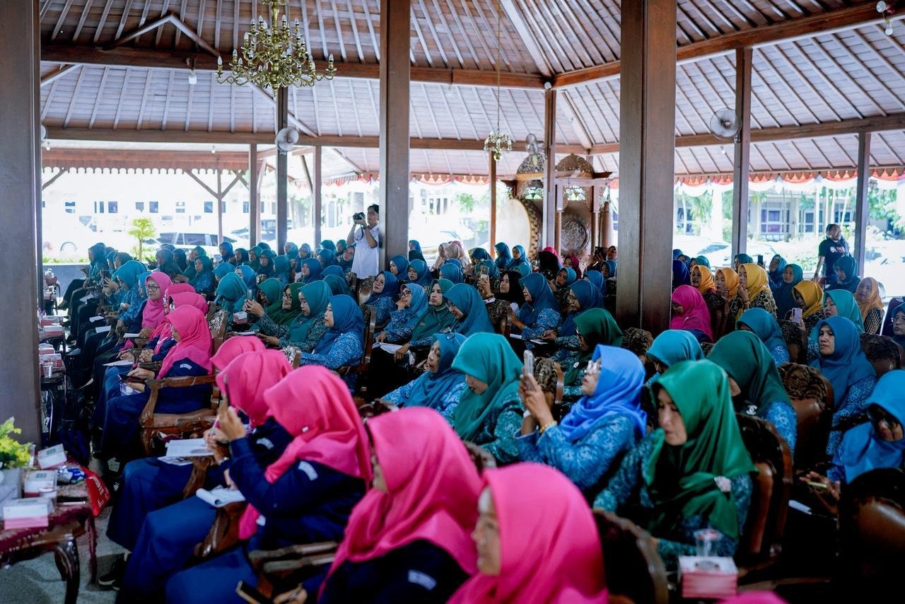 Berdayakan UMKM Lokal, Bupati Banyumas Bekali Pelatihan Keamanan Pangan untuk Program MBG