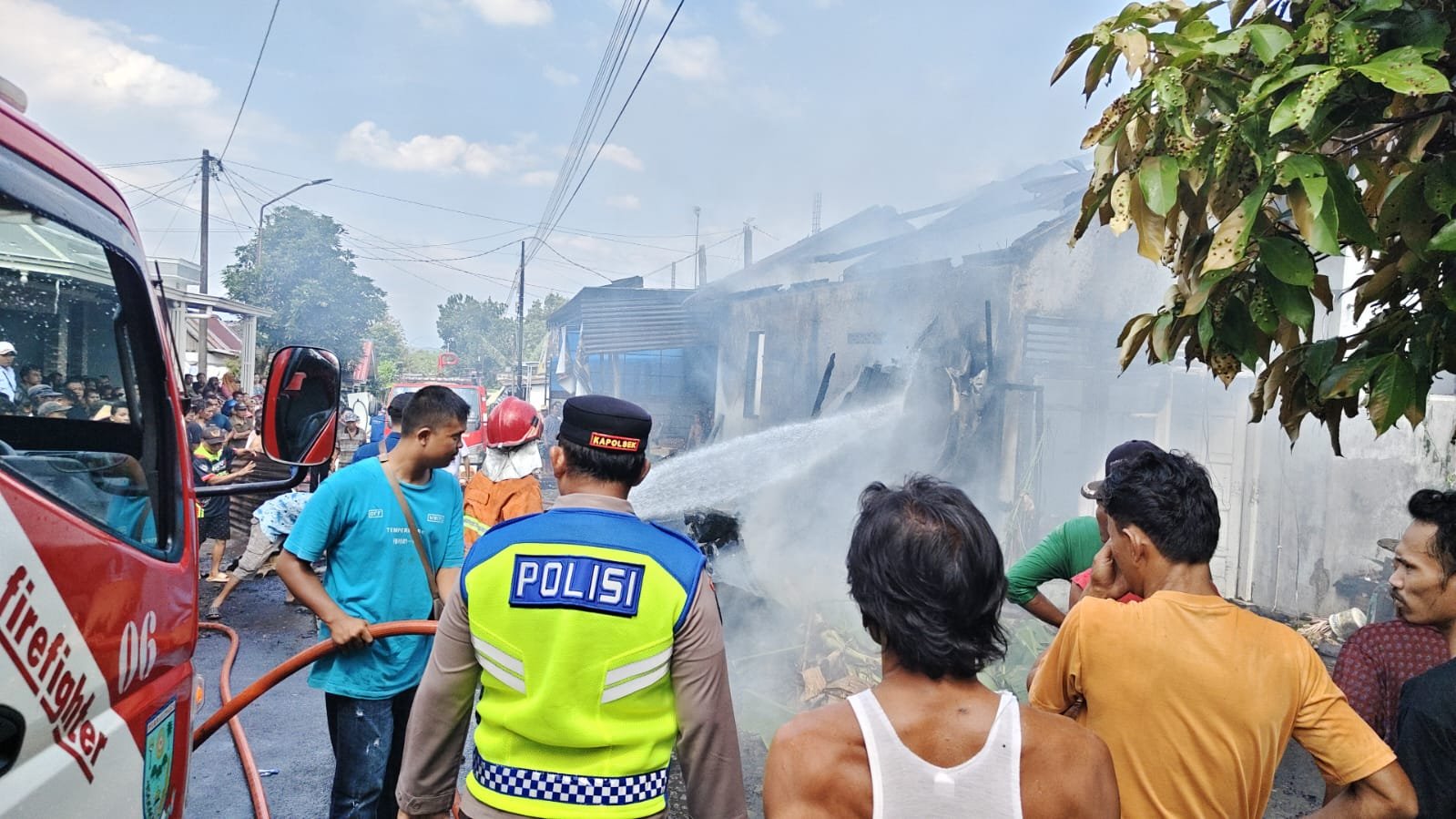 Rumah Warga Kutasari Hangus Terbakar dalam 30 Menit