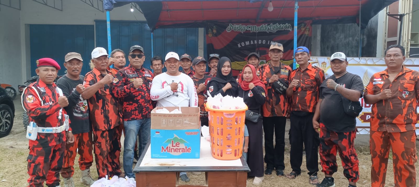 Pemuda Pancasila Sidareja Kembali Berbagi Takjil, Posko Lebaran Jadi Pusat Kegiatan Anggota