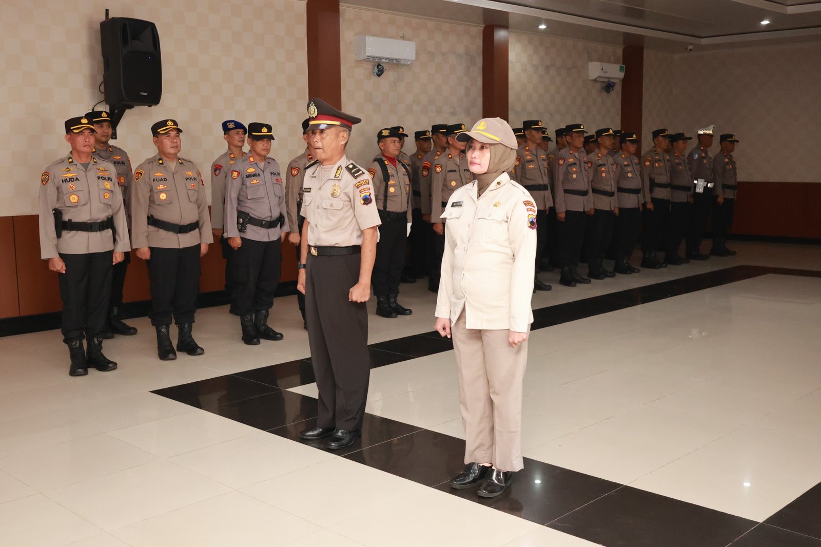 Dari Pengabdian ke Penghargaan, Polresta Cilacap Naikkan Pangkat Personel Terpilih