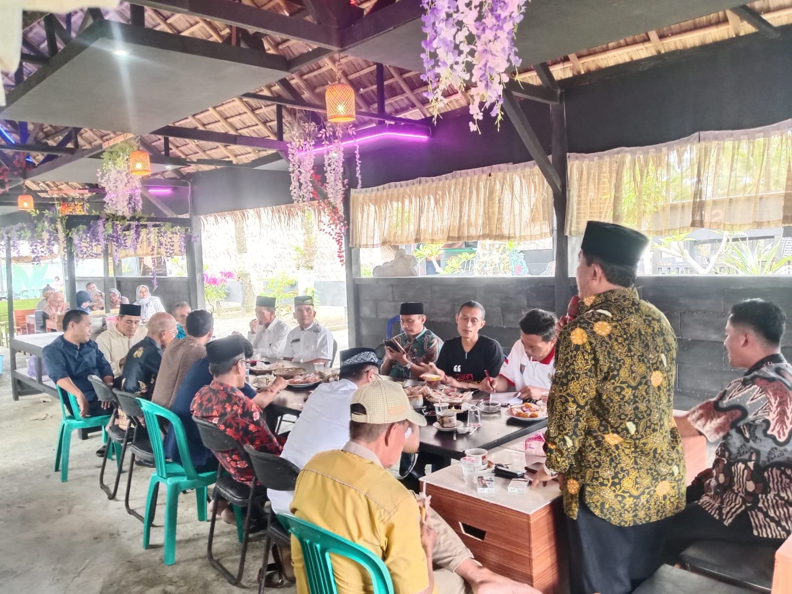 Halal Bihalal Kades Nusawungu di Pantai Singkil Indah, Pererat Soliditas Jelang Akhir Masa Jabatan