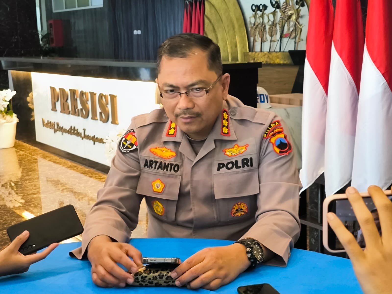 Polres Brebes Bongkar Pengoplosan LPG 3 Kg ke Tabung 12 Kg, Kerugian Negara Capai Rp.802 Juta