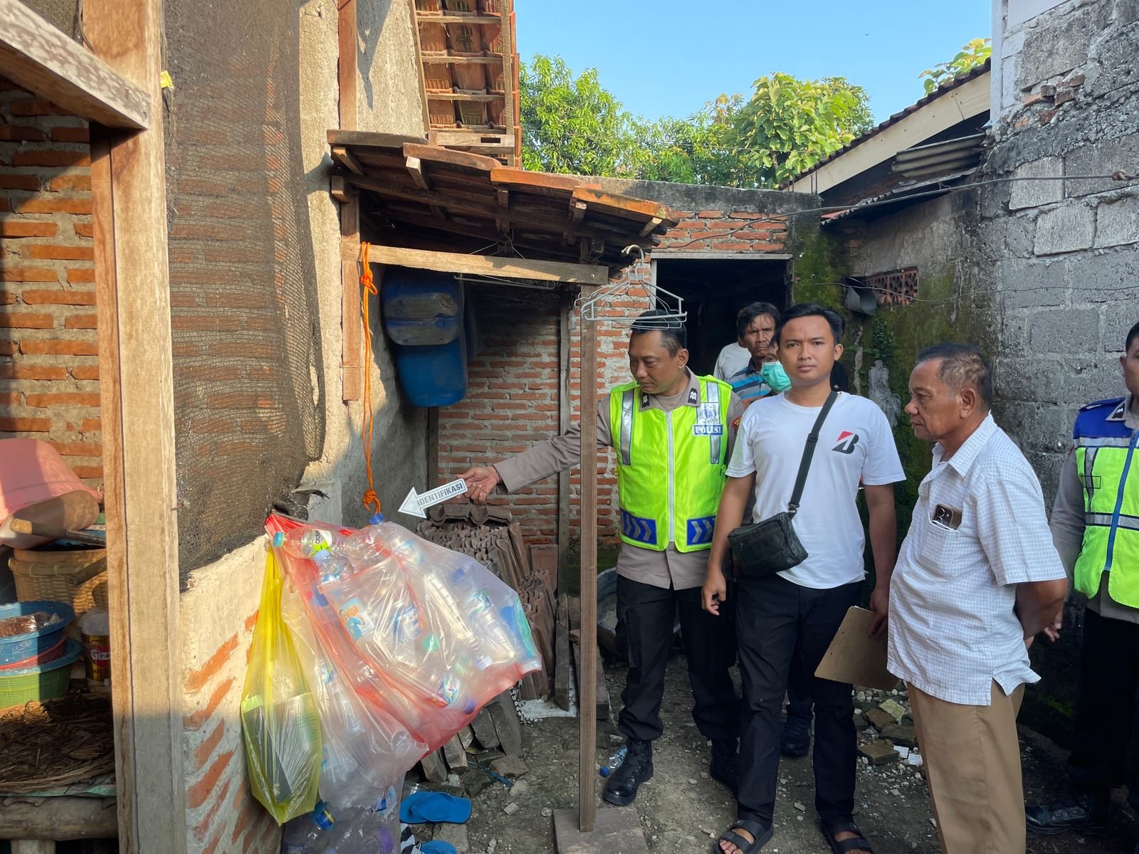 Warga Blora Digegerkan Penemuan Perempuan Meninggal Dunia di Samping Rumah