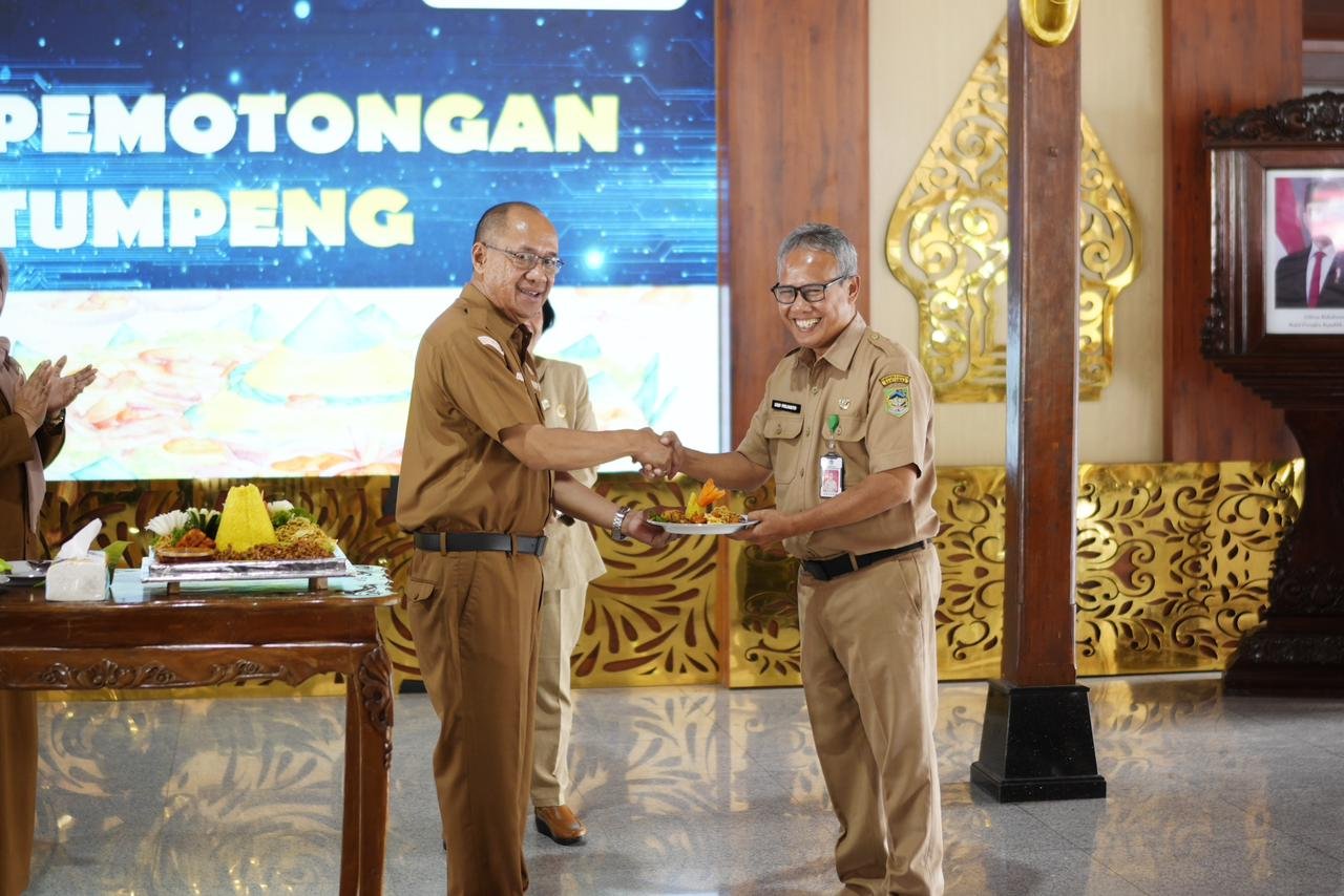 Bupati Banyumas Luncurkan Aplikasi “Slamet ” Permudah Layanan Kepegawaian Berbasis Data