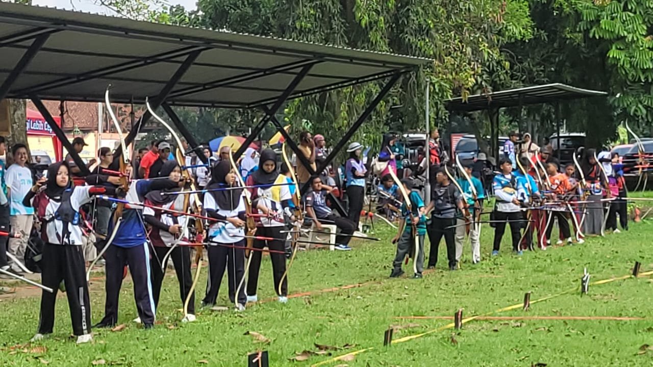 Ratusan Pelajar Banyumas lkuti Lomba Panahan, Berebut Tiket POPDA Jateng