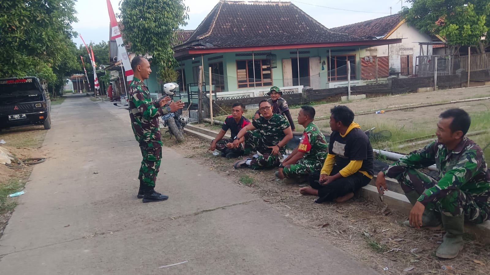 Di Tengah Peluh TMMD Sragen, Tawa TNI dan Warga Jadi Perekat Gotong Royong Desa