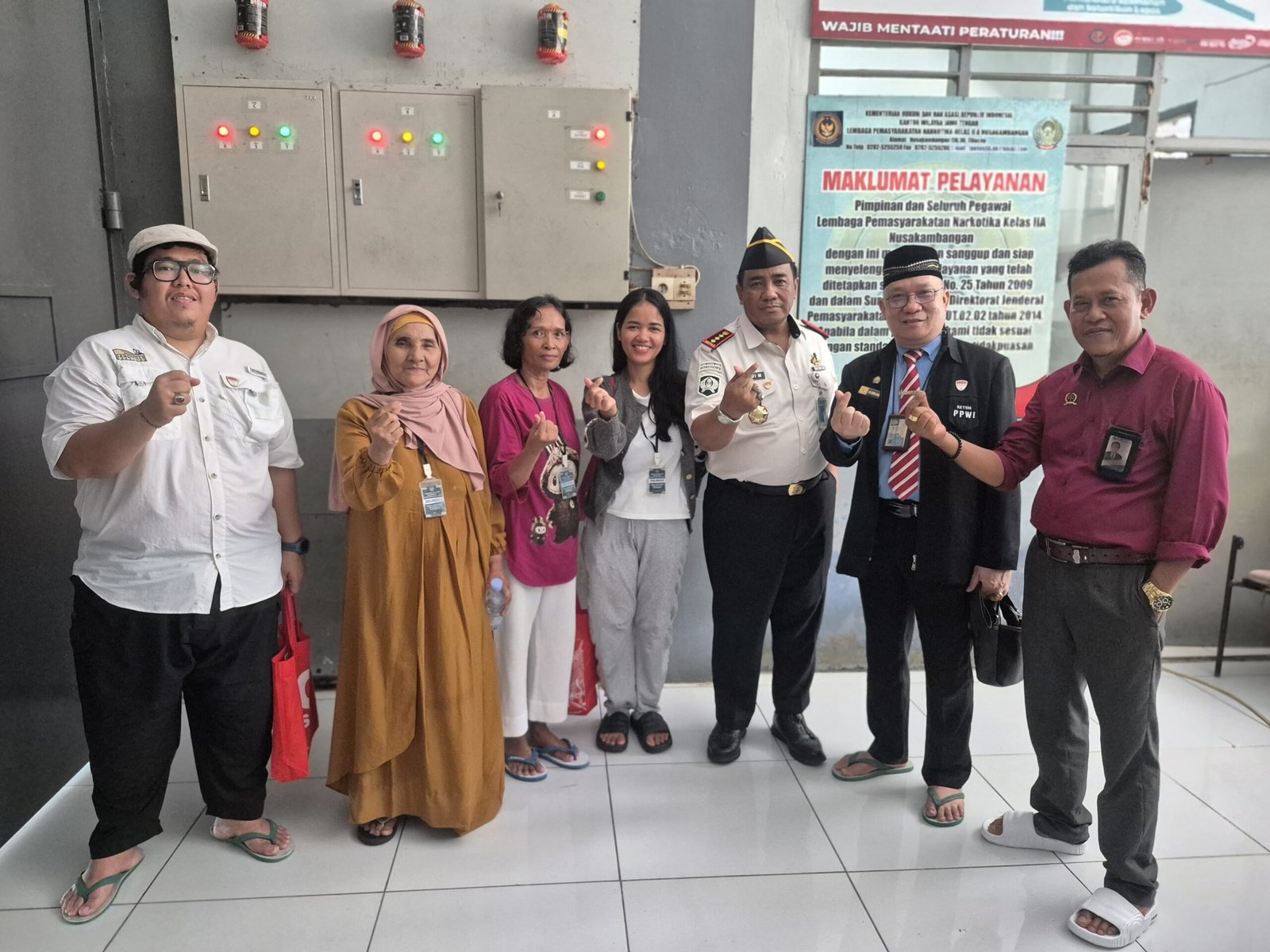 PPWI Sambangi Nusakambangan, Beri Penghargaan untuk Tokoh Legislatif dan Pengusaha Inspiratif Cilacap