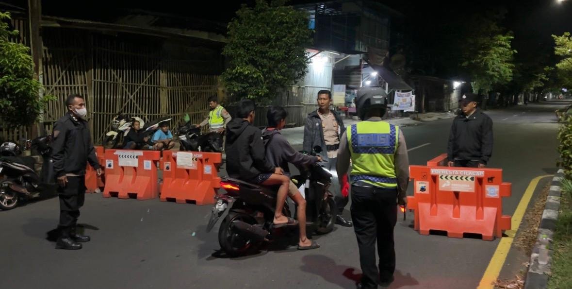 Tak Ada Ampun untuk Knalpot Brong! Polresta Cilacap Sita 32 Motor Saat Patroli Dini Hari, Balap Liar Jadi Sasaran