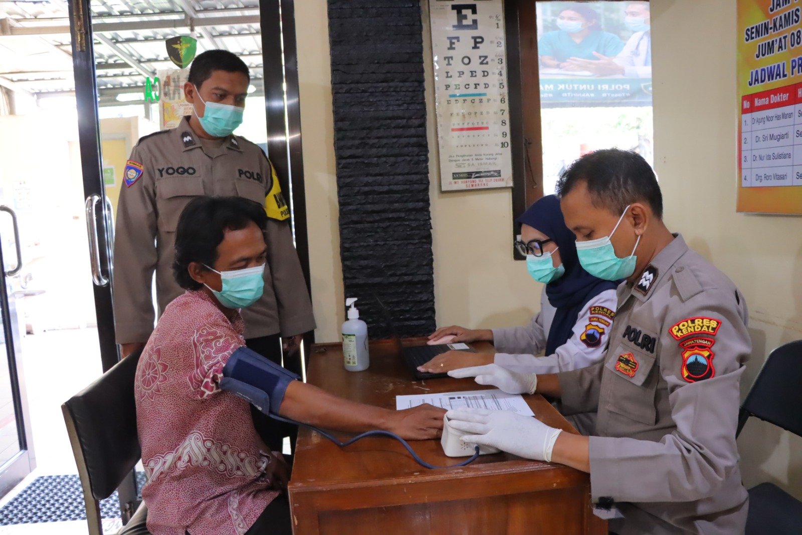 Polisi Turun ke Permukiman, Polres Kendal Gencarkan Tracing TB Paru Jelang Hari Bhayangkara ke-80