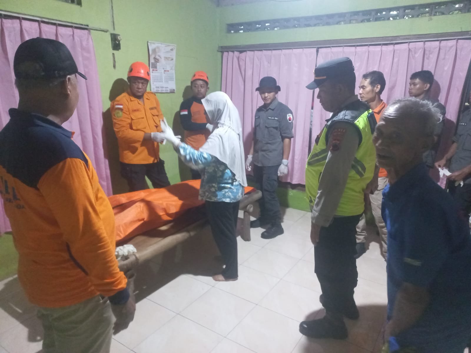 Lansia Ditemukan Meninggal di Sungai Klawing, Diduga Hanyut Saat Mandi dan Mencuci