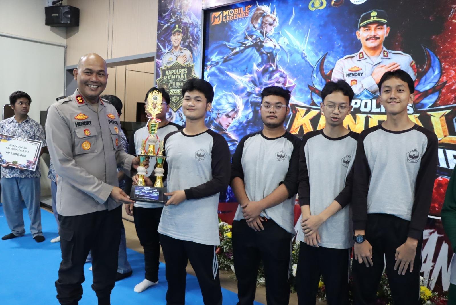 Dua Tim Terbaik Kendal, Siap Buru Prestasi di Kapolda Jateng Cup E-Sport 2026