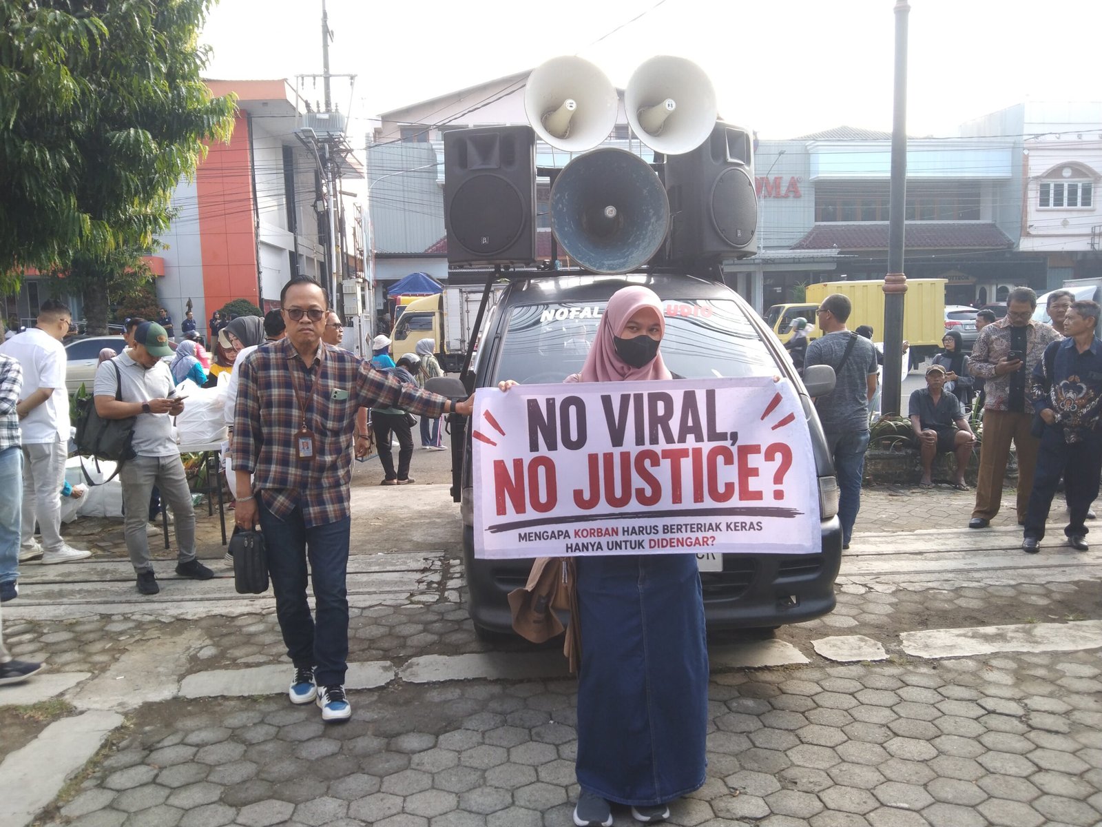 127 Pensiunan Geruduk Mandiri Taspen Purwokerto, Desak Pembatalan Kredit dan Pemulihan Dana Pensiun