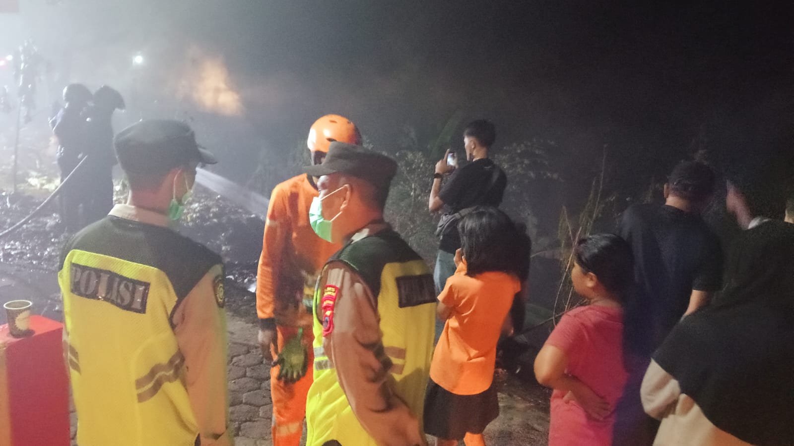 Polisi : Kebakaran Tumpukan Sampah di Kebumen Berhasil Dipadamkan