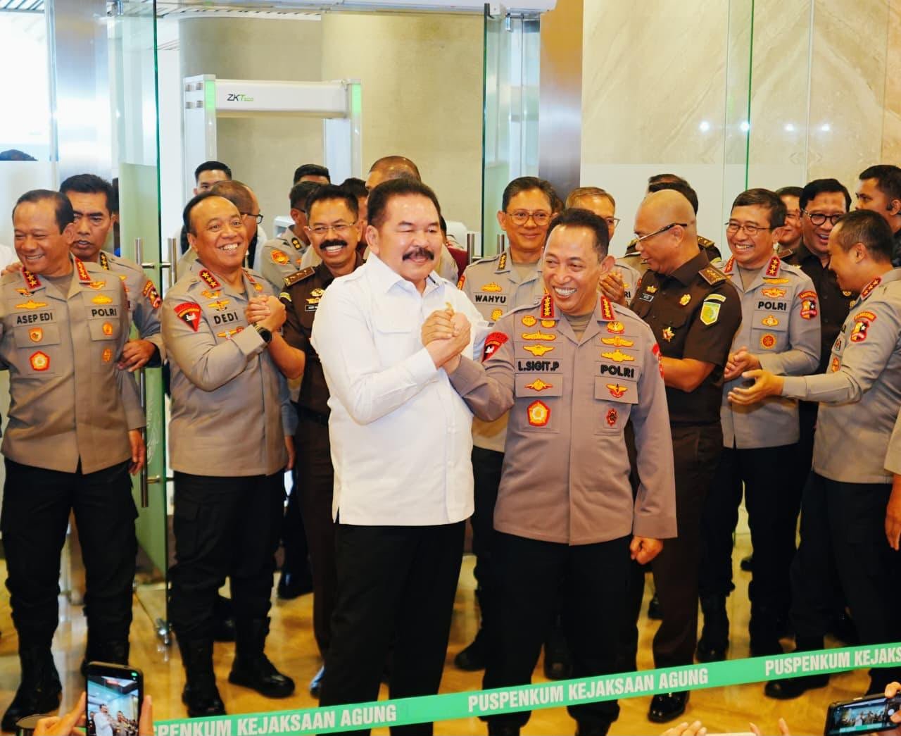 Kapolri dan Jaksa Agung Perkuat Sinergi Penegakan Hukum