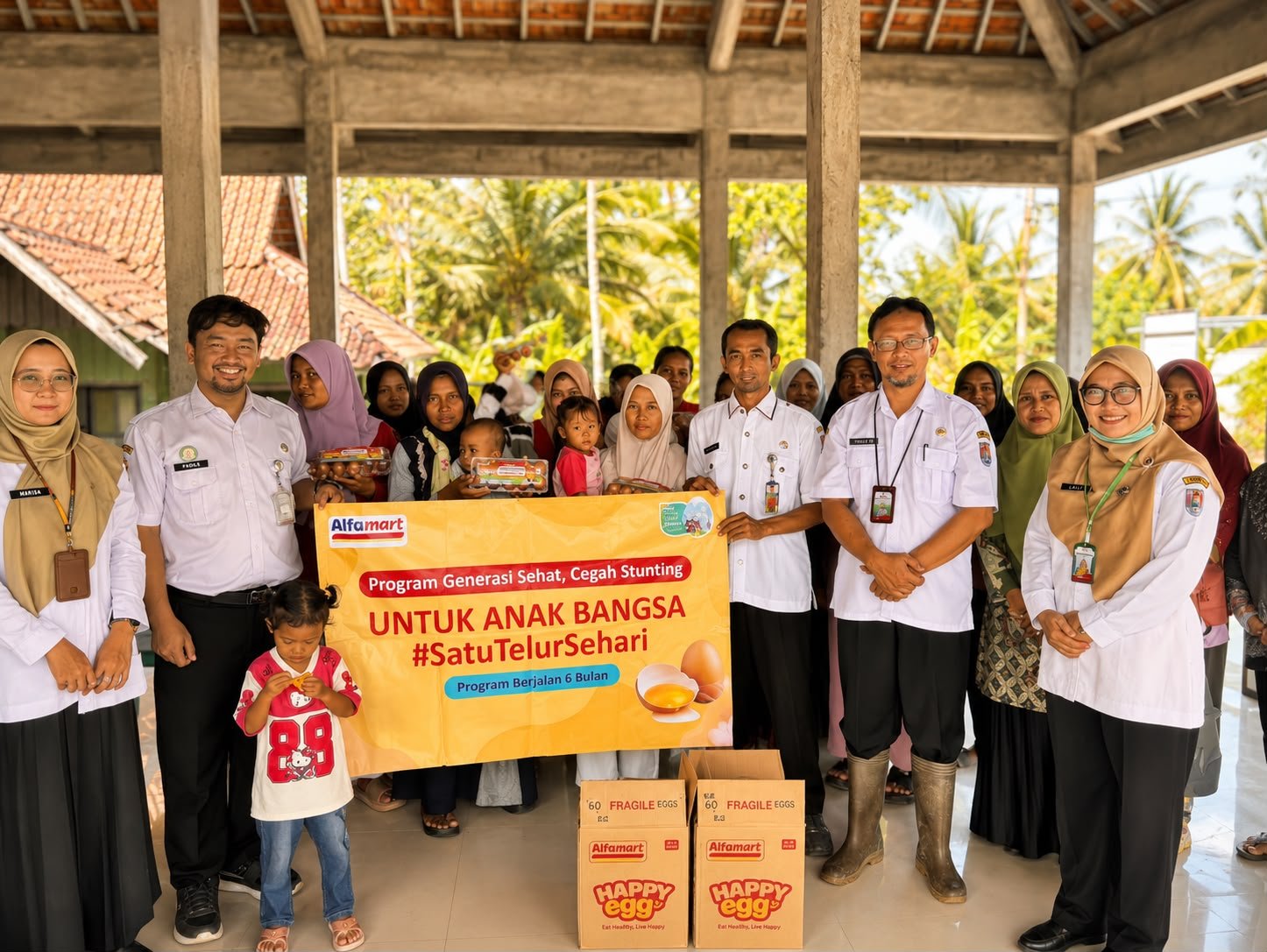 Alfamart Bawa Program Satu Telur Sehari ke Kampung Laut, Perkuat Edukasi Gizi Cegah Stunting