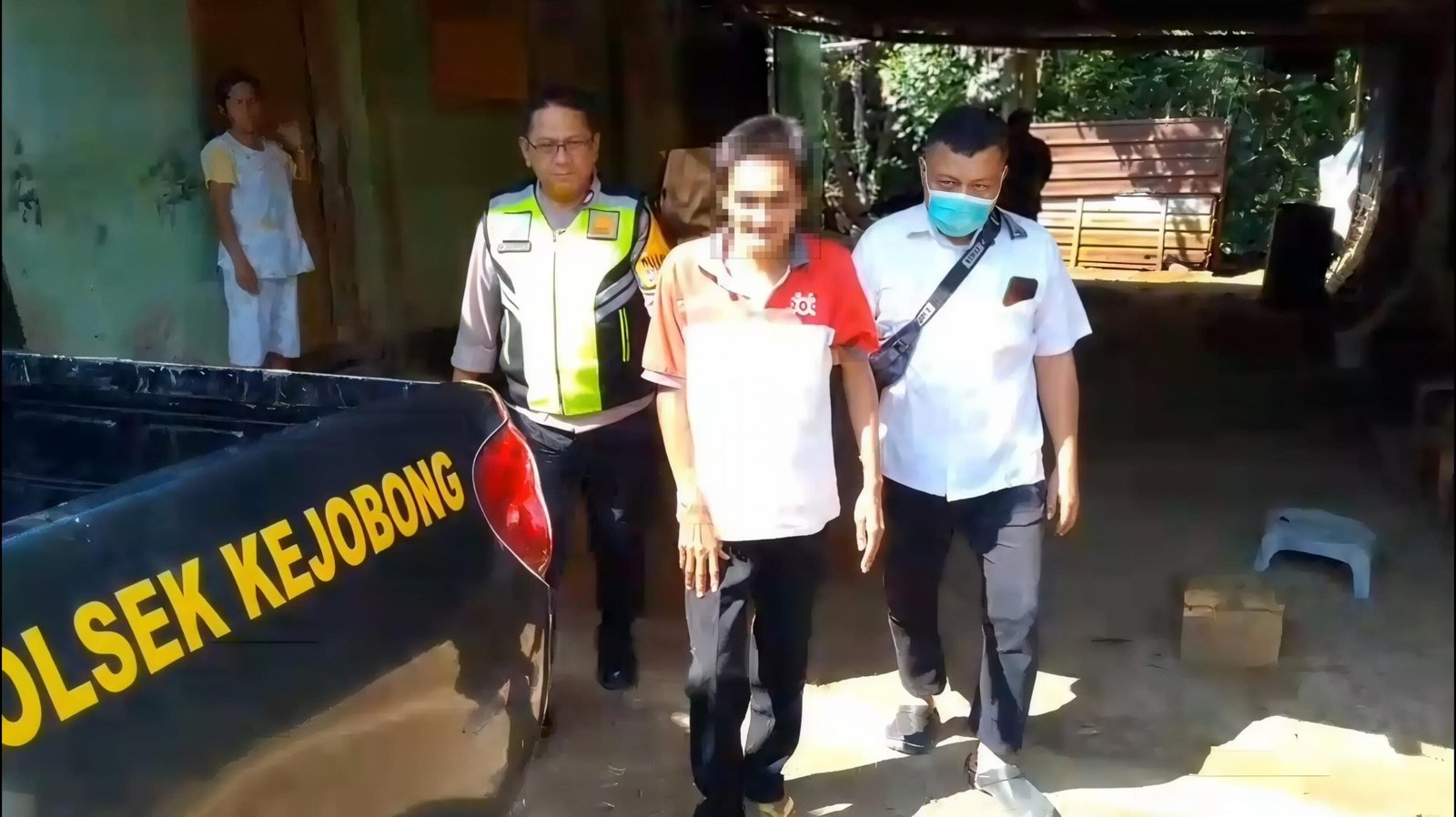 Polsek Kejobong Evakuasi ODGJ yang Mengamuk, Aniaya Ibu Kandung
