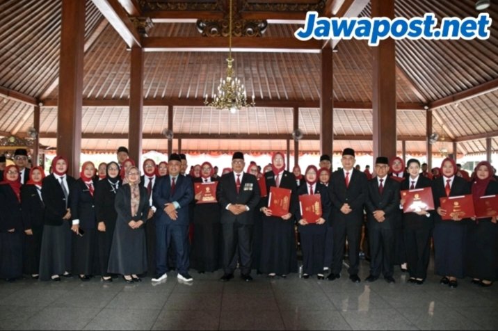 144 ASN Banyumas Terima Satyalancana Karya Satya