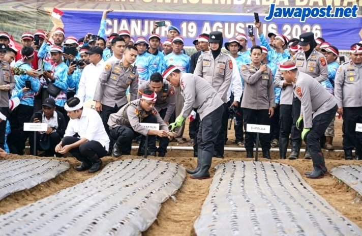Polri Tanam Serentak Bawang Putih di 14 Daerah Jawa Barat