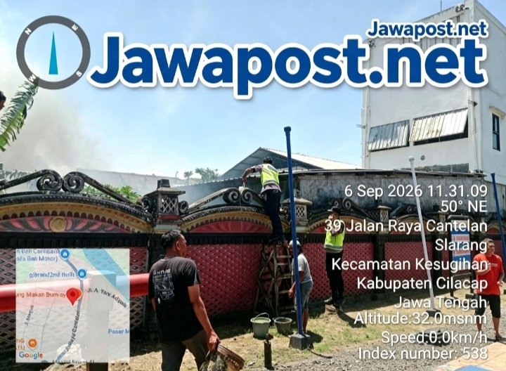 Polisi dan Damkar Cegah Api Merambat ke SPBU Slarang