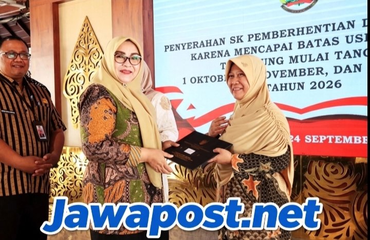 Wabup Banyumas, Serahkan 146 SK Pensiun ASN