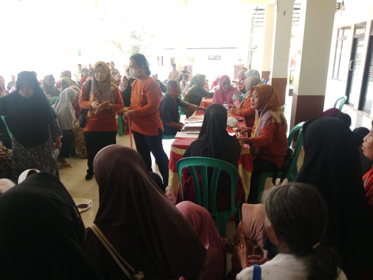 Puskesmas Kroya I Periksa Kesehatan Lebih dari 100 Lansia di Ayam Alas