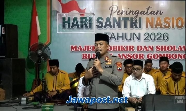Ratusan Warga Ikuti Sholawatan Hari Santri di Gombong, Doakan Keselamatan Bangsa