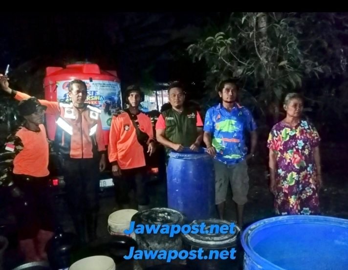Relawan JRP Cilacap Salurkan Air Bersih ke Desa Terdampak Kekeringan
