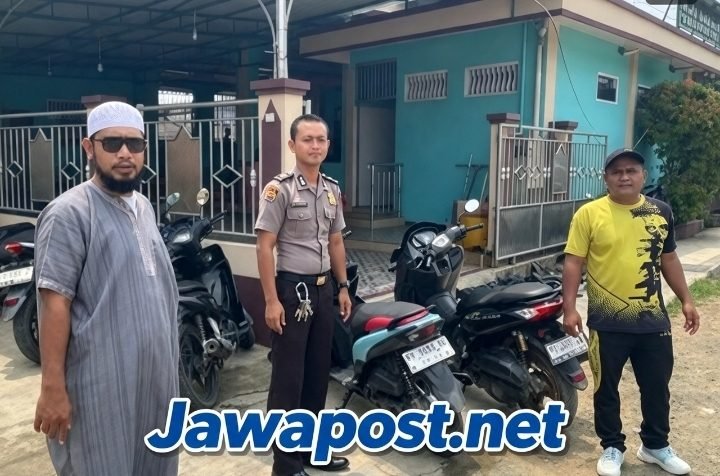 Polres Sorong Amankan Salat Jumat, Jaga Kekhusyukan Jemaa